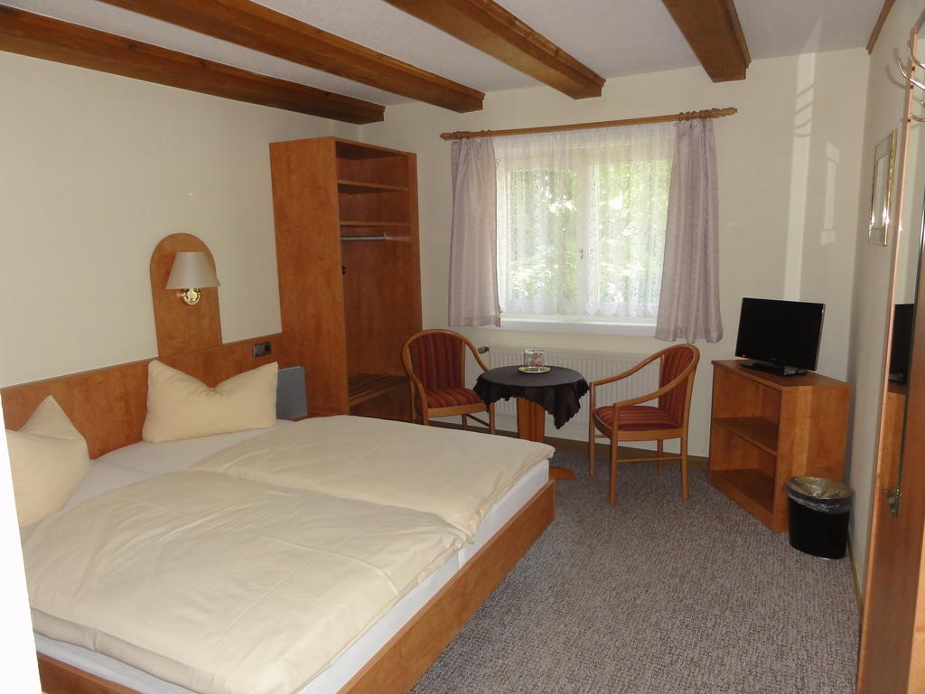 Hotel Garni Melchendorf エアフルト エクステリア 写真